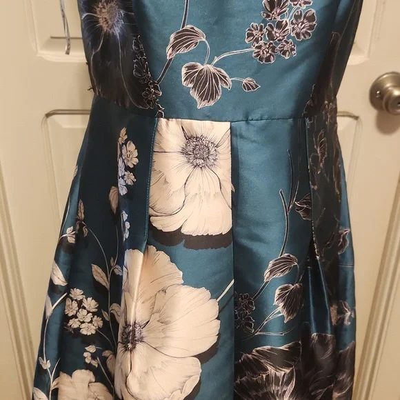 KAY UNGER DRESS SIZE 14 - Picture 6 of 7